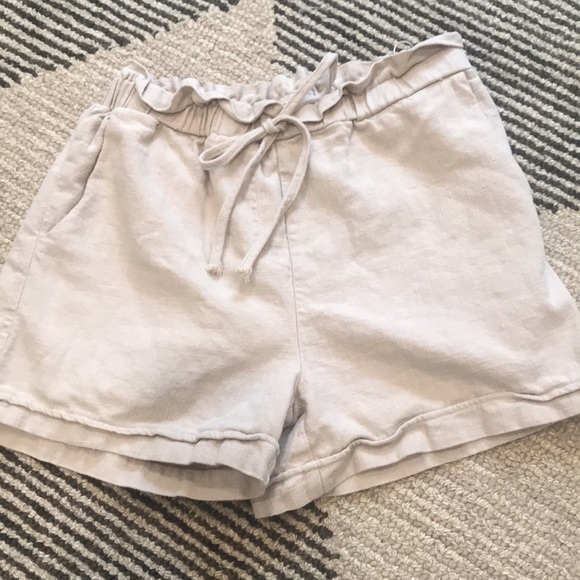 Beige Linen Blend Shorts size medium - Picture 1 of 10